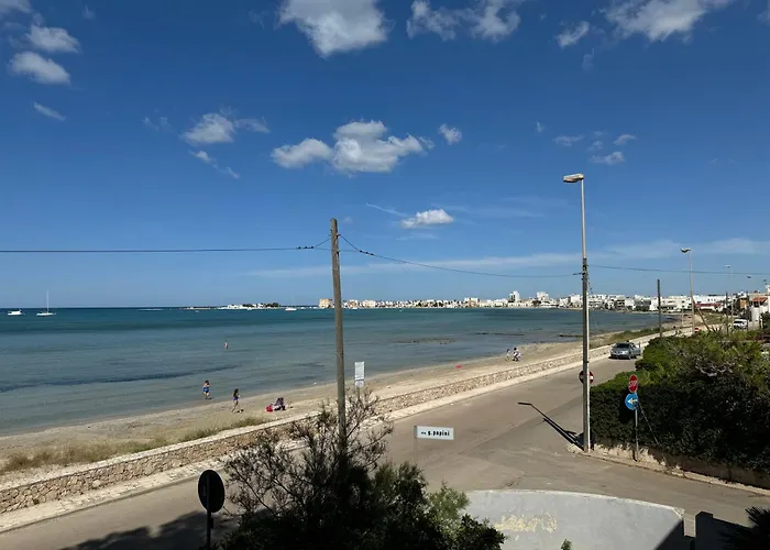 Dimora Del Sole 切萨雷奥港